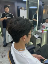 -藤野造型烫发染发