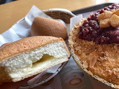 劳顶面包-劳顶笨咖啡(丽水宜家店)