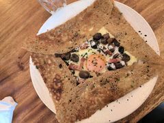 蘑菇熏肉荞麦可丽饼-RAC BAR(安福路店)