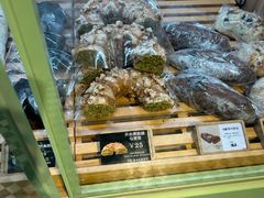 开心果核桃马里奥-野上麦田(中贸广场店)