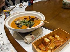-梅花香里大酒店(郁金香路店)