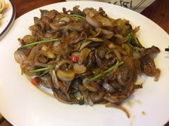 -闯关东东北农家菜(崂山石老人店)