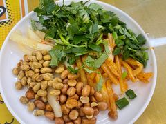 -红鼻子桂林米粉(金唐新光界店)