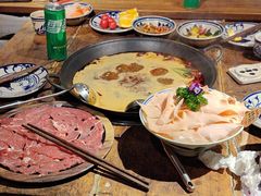 -旧街市鲜货老火锅(大光路店)