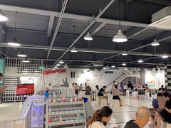 -极限PLAY运动娱乐新世界·团建派对潮玩休闲馆·室内蹦极高空游乐园