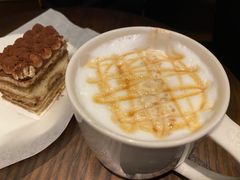 -星巴克臻选(上海长风大悦城店)