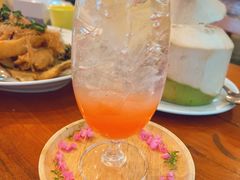 -Chom Cafe and Restaurant