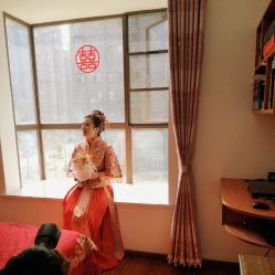 -雪莉美妆婚纱馆