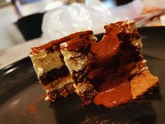 爱之丘提拉米苏-必胜客(世欧广场店)