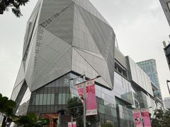 -爱雍·乌节