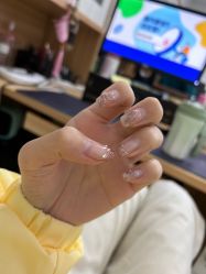 -芮娅时光半永久纹眉·美甲美睫·皮肤管理