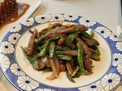 杭椒炒牛柳-西湖春天•老字号杭州菜(百汇店)