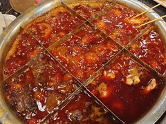 -邓莽子老火锅(中兴路总店)