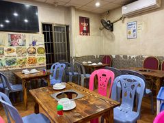 大堂-广宁炭炉鸡煲·富临门饭店