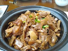 -临街徽菜馆·正宗黄山味