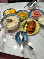 -爱陪伴一对一月子中心(融侨店)