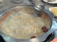 -光头药膳鸡(莱茵小镇店)
