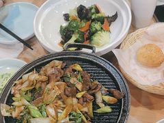 -宏状元现熬粥·京味菜(黄寺大街店)