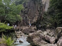 -鄣山大峡谷