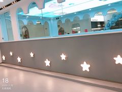 -龙格亲子游泳·水育早教运动中心(龙湾天街店)