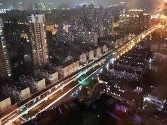 -上海龙之梦万丽酒店