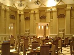 -山明水秀大饭店