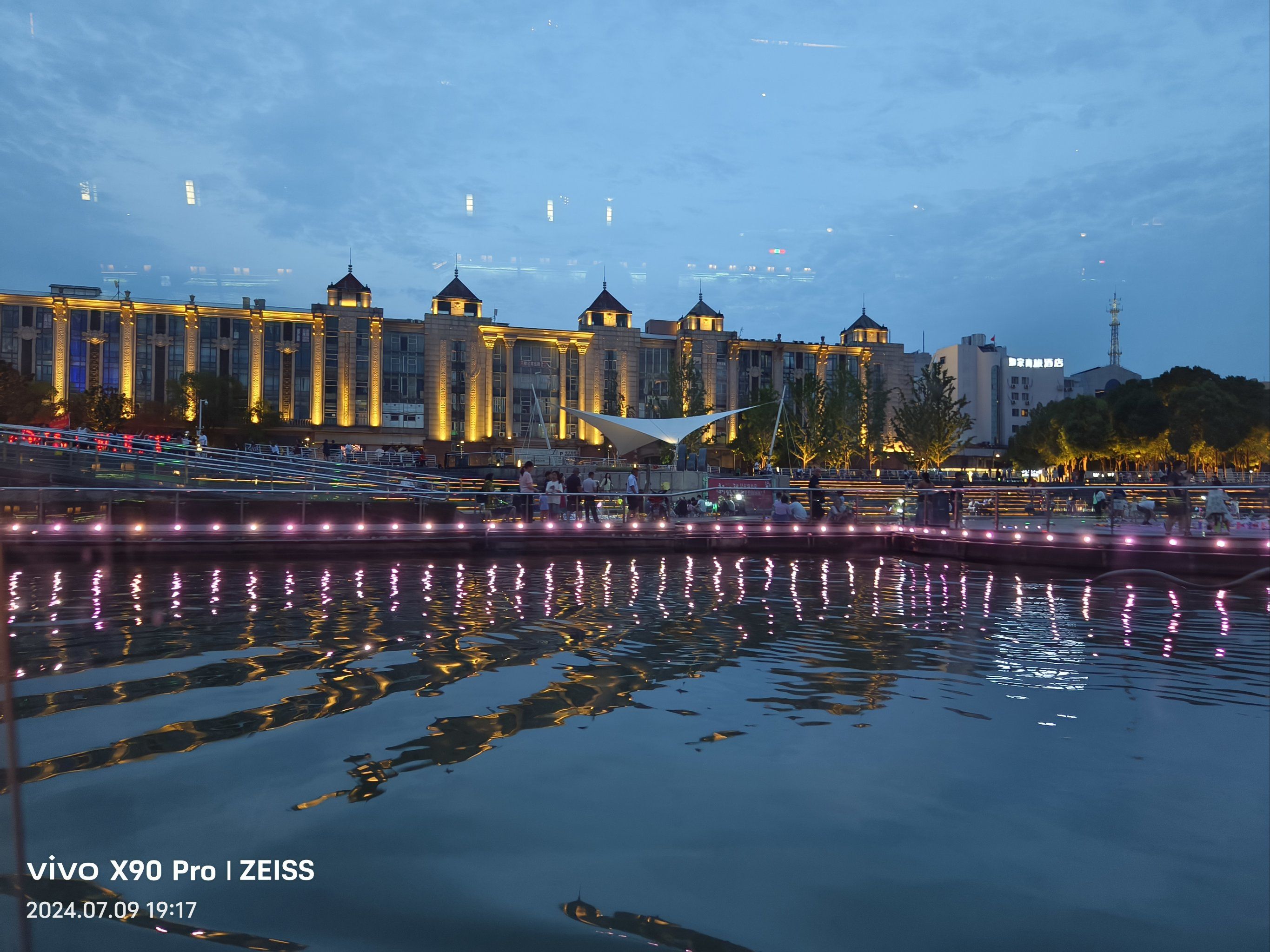 夜游濠河--南通唯一5a景区