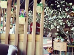 -山有花啡餐厅(常营总店)