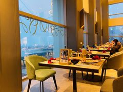-锦厨自助餐厅·海鲜·牛扒(海口索菲特大酒店)