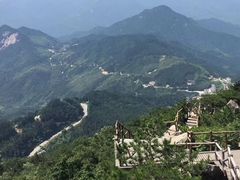 -罗田薄刀峰风景区