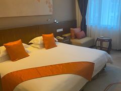 -九华山聚龙大酒店