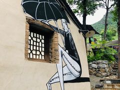 -百里峡七彩艺术小镇