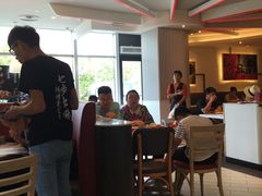 大堂-必胜客(威高广场店)