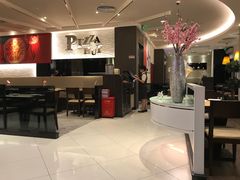 -必胜客(WOW中心城店)