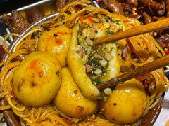 -四小区火锅·巷子里的重庆火锅(花照壁店)