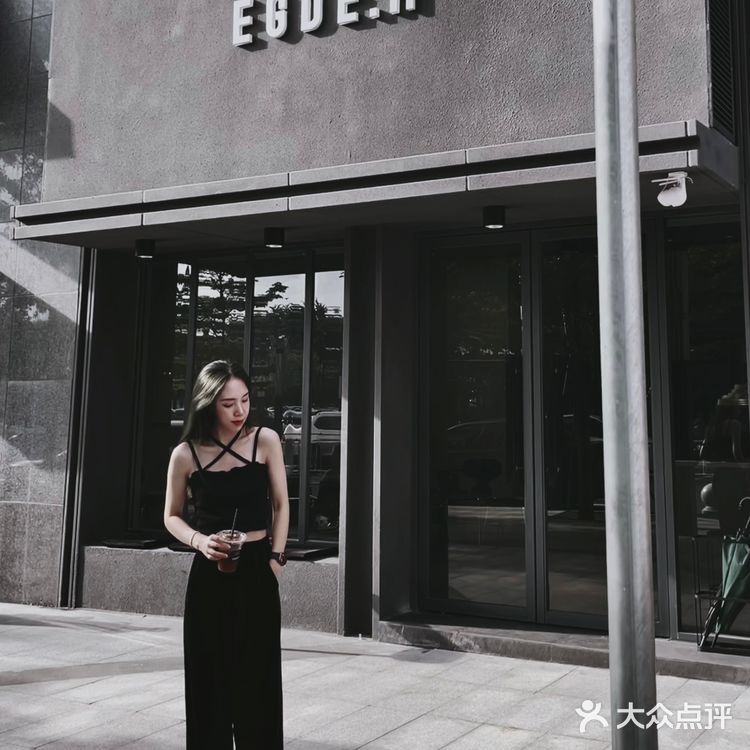 东莞新店📍暗黑色系工业水泥风简约又高级🖤