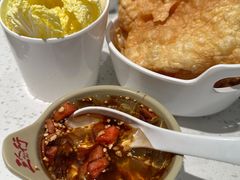 -三人行骨头王火锅(长寿店)