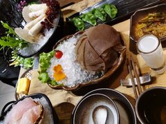 -湊湊火锅·茶憩(杭州湖滨银泰in77店)