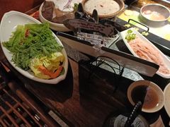 -老牌坊云南鱼豆花火锅(哈西万达店)