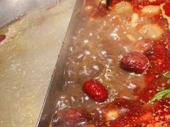 -湊湊火锅·茶憩(杭州湖滨银泰in77店)