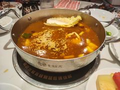 -七欣天香辣蟹火锅(闵行浦江欢乐颂店)