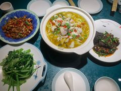 -呷湘厨·鱼汤捞饭·剁椒鱼头·辣椒炒肉(国家会展中心店)