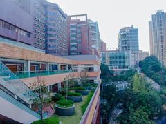 -香港大学