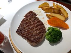 -斗牛士牛排餐厅(嘉里汇店)