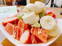水果拼盘-李小姐の猫咖啡馆(五角场店)