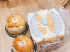 -沁屋面包店(人民东路店)