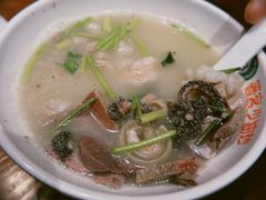 -老天桥酱肉烧饼夹肘子(天桥店)