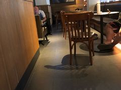 大堂-星巴克(西藏路店)