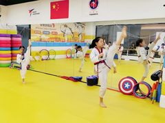 -浛道跆拳道·拳击·体适能