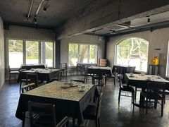 -穹六人间 people 6(岳阳路店)